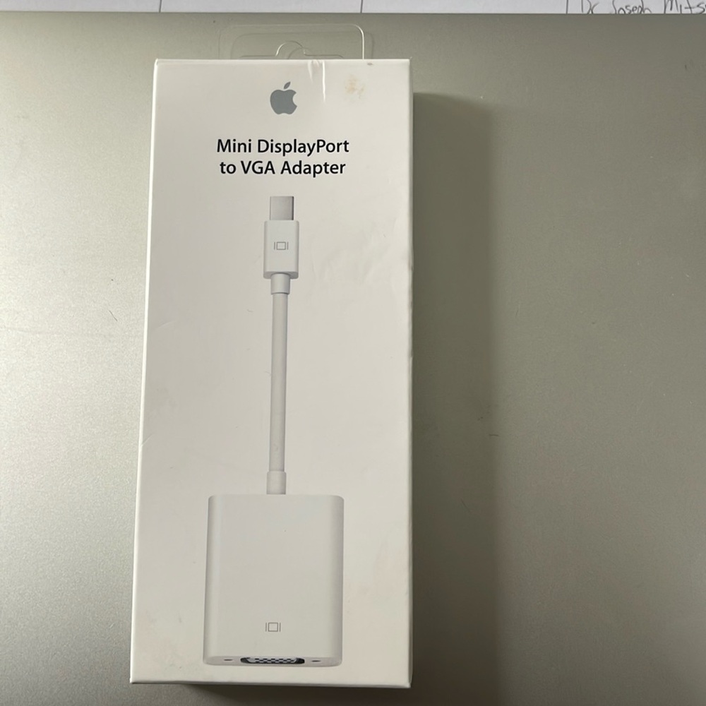 Apple Mini Display Port to VGA adapter - NEW IN box